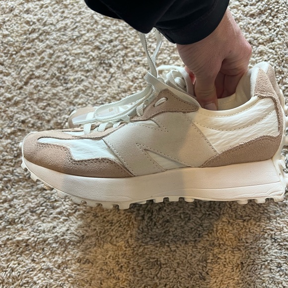 Stylish Women's Sneakers in White and Tan - Picture 3 of 6